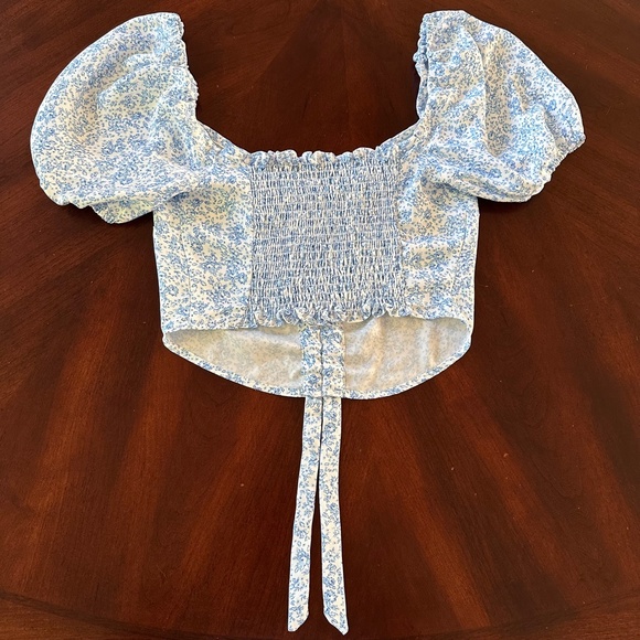 RESA Bella Crop Top in Meadow - Picture 9 of 14